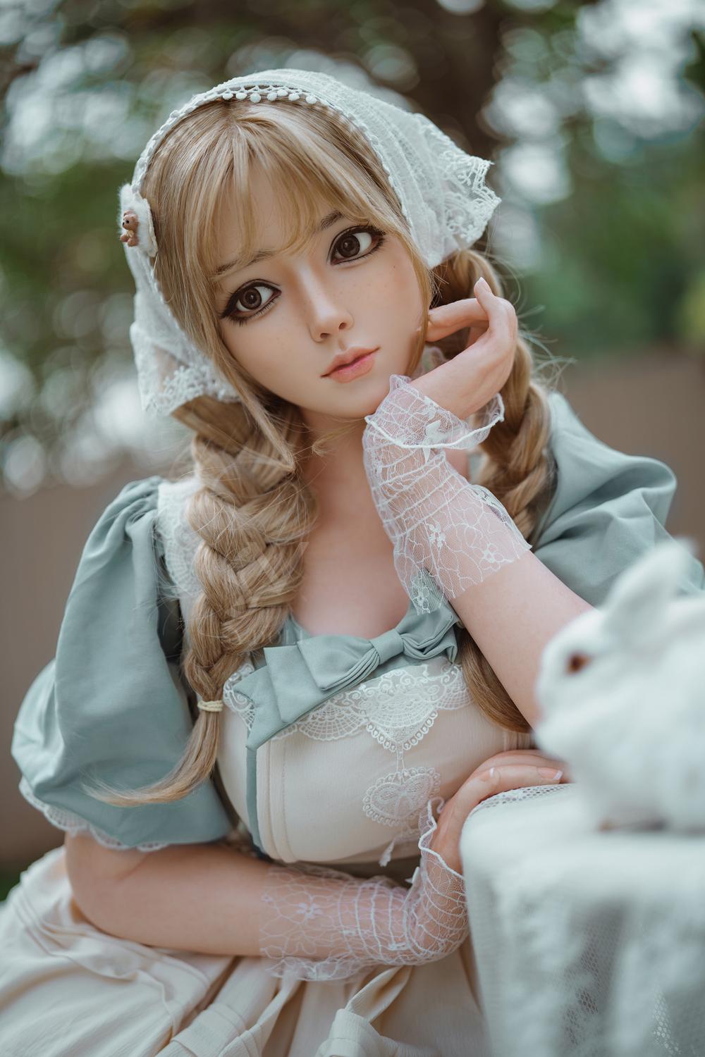Brit - 148-170cm Premium Lifelike Sex Doll with Soft Silicone Head - SY Doll